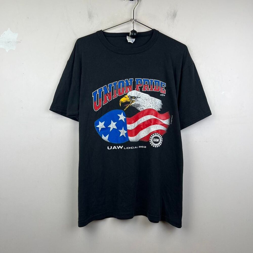 Vintage Men's 1992 Union Pride Tee Shirt Size Large